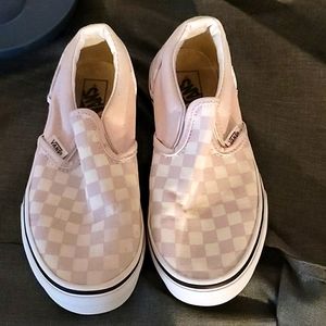 Pink checkered vans 3